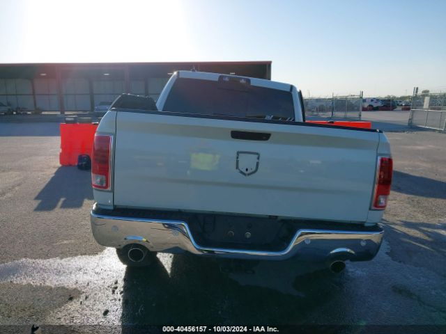 1C6RR7VT5HS854742 RAM 1500 Laramie  4x4 6'4 Box