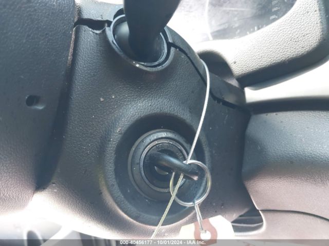 5NPD74LF6JH235401 Hyundai ELANTRA SE
