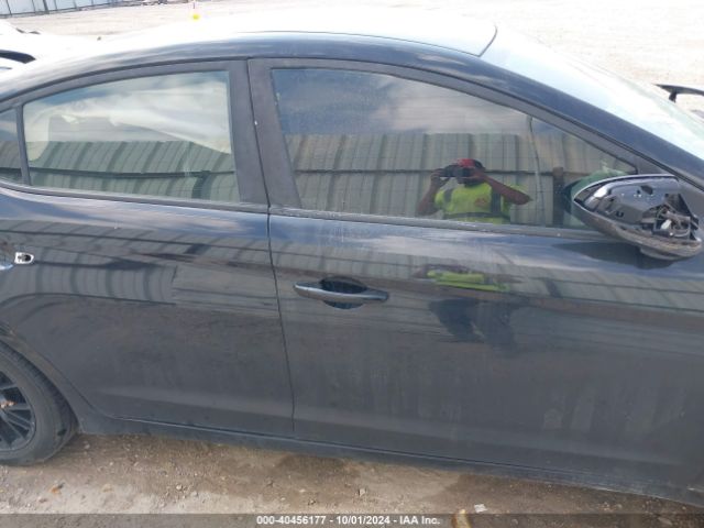 5NPD74LF6JH235401 Hyundai ELANTRA SE