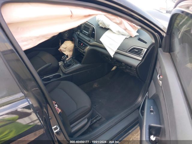 5NPD74LF6JH235401 Hyundai ELANTRA SE