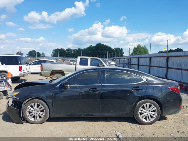 Lexus ES 350 2015 JTHBK1GG6F2180155 Image 14