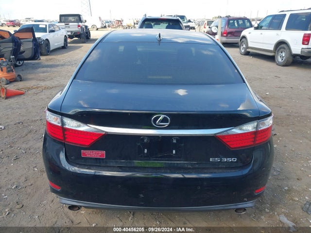 Lexus ES 350 2015 JTHBK1GG6F2180155 Image 16