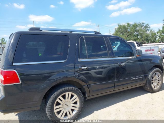 5LMJJ2H55EEL03310 Lincoln Navigator