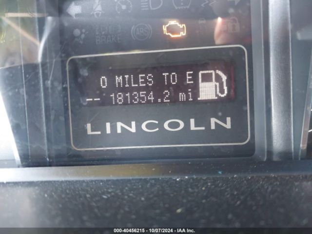 5LMJJ2H55EEL03310 Lincoln Navigator