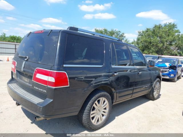 5LMJJ2H55EEL03310 Lincoln Navigator
