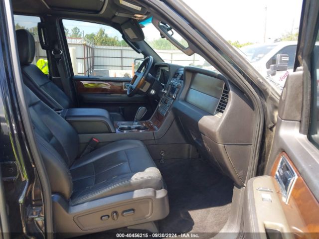5LMJJ2H55EEL03310 Lincoln Navigator