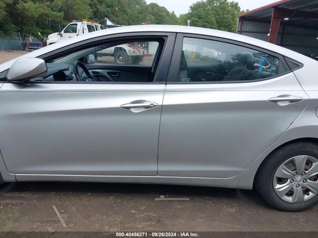 Hyundai ELANTRA SE 2016 KMHDH4AE7GU575772 Image 14