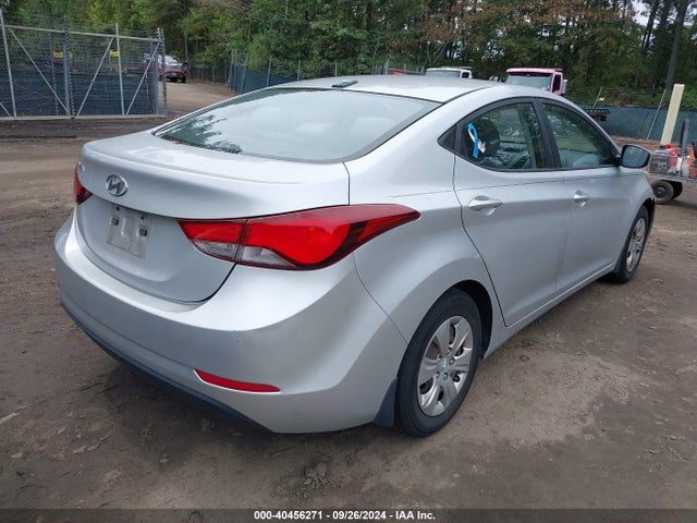 Hyundai ELANTRA SE 2016 KMHDH4AE7GU575772 Image 4