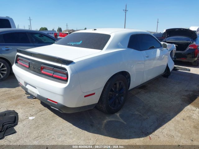 2C3CDZGG6NH165504 Dodge Challenger Sxt Awd