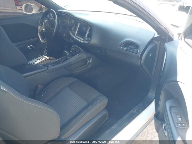 2C3CDZGG6NH165504 Dodge Challenger Sxt Awd