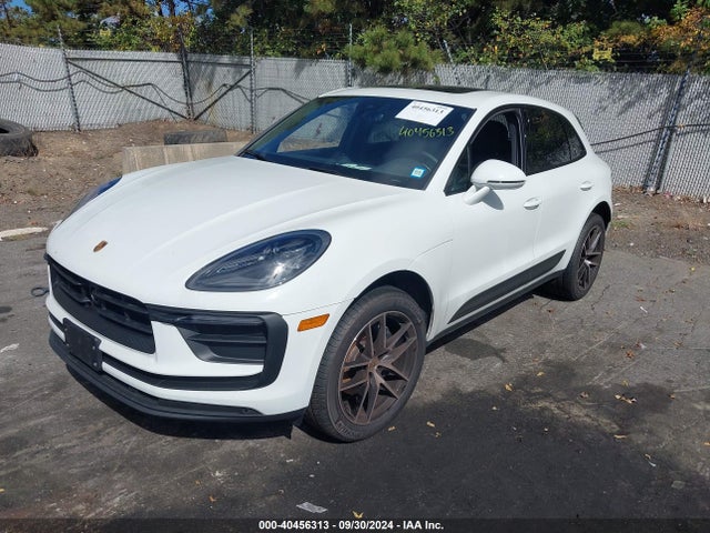 2024 PORSCHE MACAN WP1AA2A56RLB16921 Photo 1