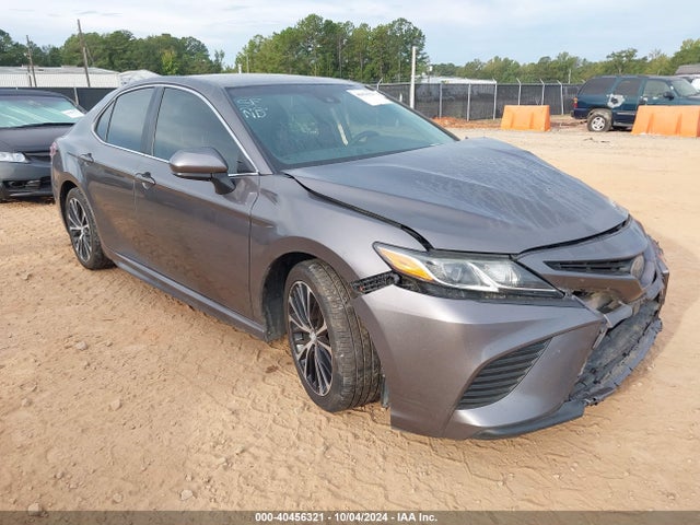 4T1B11HK0JU136653 Toyota CAMRY SE