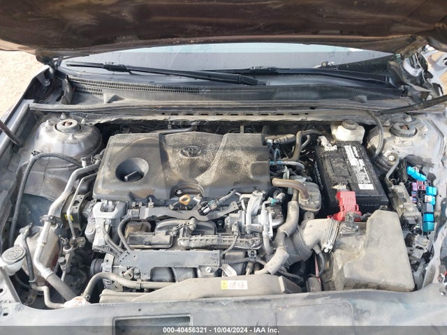 4T1B11HK0JU136653 Toyota CAMRY SE