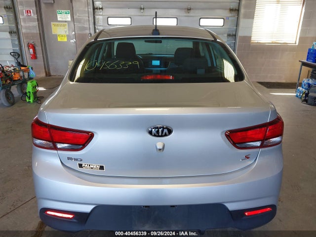 Продаж на аукціоні авто 2018 Kia Rio S, vin: 3KPA24AB8JE100250, номер лоту: 40456339