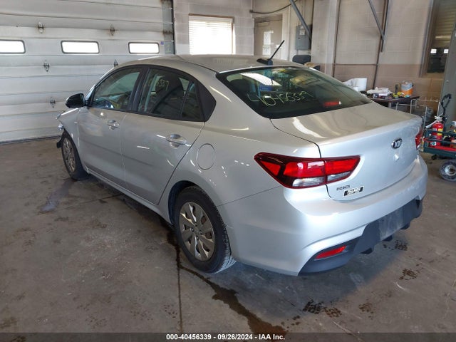 Продаж на аукціоні авто 2018 Kia Rio S, vin: 3KPA24AB8JE100250, номер лоту: 40456339
