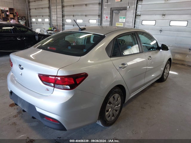 Продаж на аукціоні авто 2018 Kia Rio S, vin: 3KPA24AB8JE100250, номер лоту: 40456339