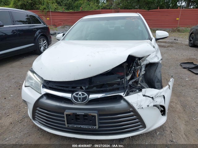 Продаж на аукціоні авто 2017 Toyota Camry Le, vin: 4T1BF1FK0HU268567, номер лоту: 40456407