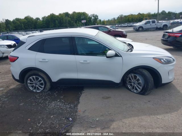 1FMCU0BZ8MUA59353 Ford Escape Se Hybrid