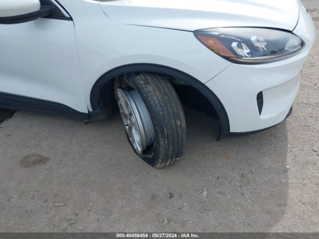 1FMCU0BZ8MUA59353 Ford Escape Se Hybrid