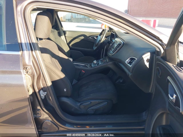 Chrysler 200 Limited 2016 1C3CCCAB7GN159346 Image 5