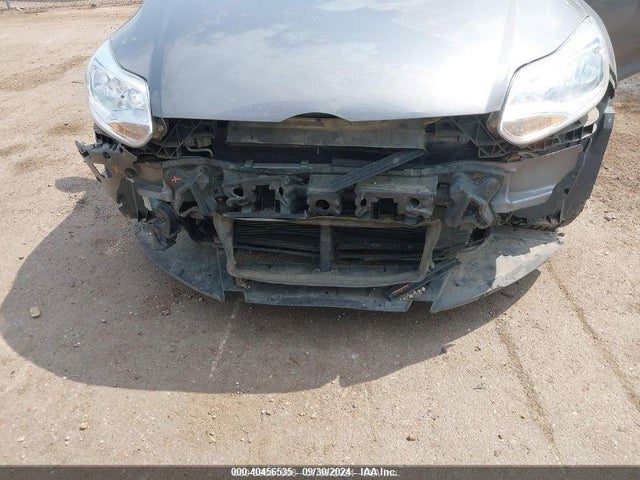 Ford FOCUS SE 2014 1FADP3F21EL363197 Image 6