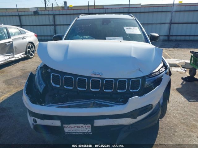 3C4NJDBN5RT173855 Jeep Compass Latitude 4x4