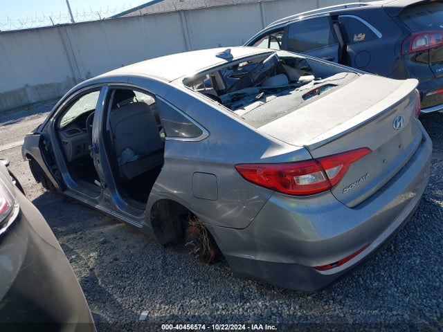 Hyundai SONATA SE 2016 5NPE24AF7GH364102 Image 3