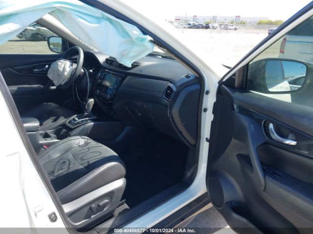 5N1AT2MT5LC703250 Nissan Rogue Sl Fwd