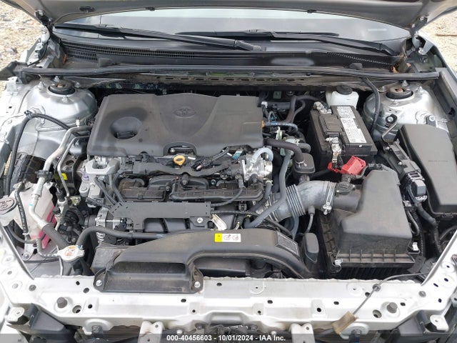 Toyota CAMRY LE 2022 4T1C11AK2NU070305 Image 10
