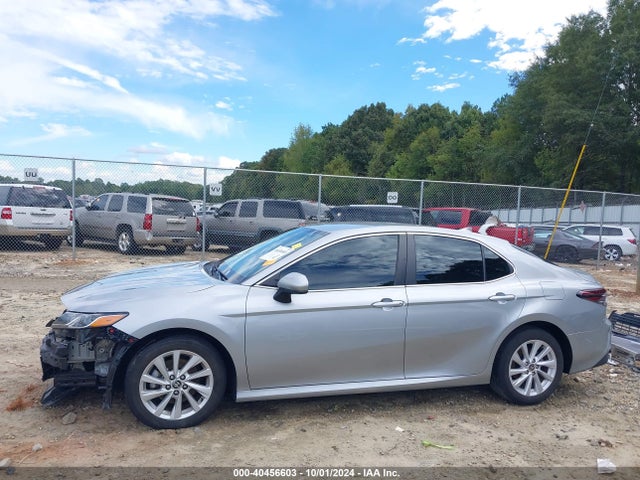Toyota CAMRY LE 2022 4T1C11AK2NU070305 Image 15