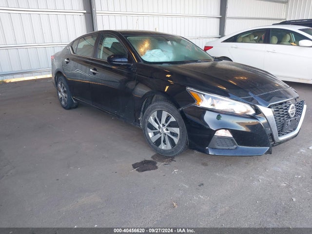 2019 1N4BL4BW4KC198887 main image