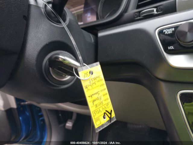5NPE24AF2JH605376 Hyundai SONATA SE