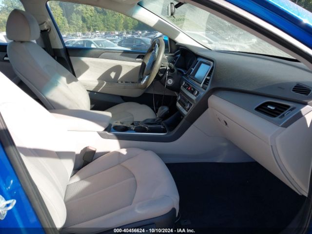 5NPE24AF2JH605376 Hyundai SONATA SE