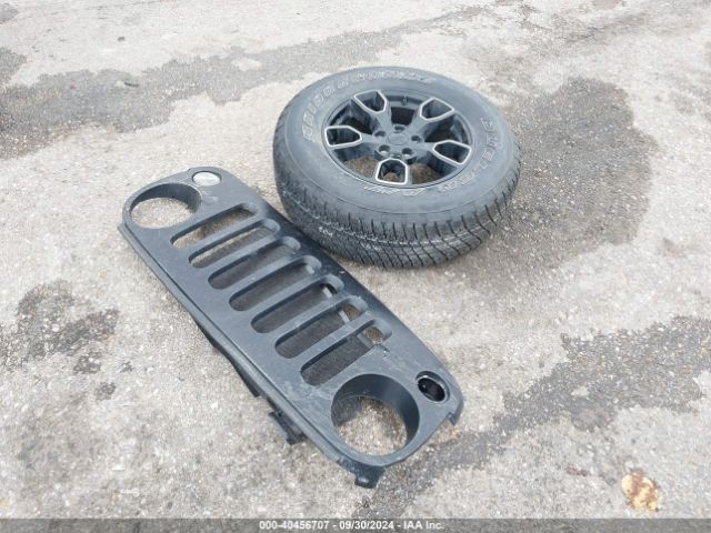 1C4BJWDG7HL745497 Jeep Wrangler Unlimited Sport 4x4