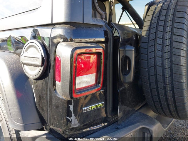 1C4HJXDM8MW727072 Jeep Wrangler Unlimited Sport S 4x4