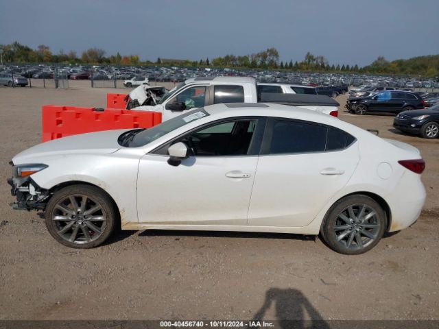 3MZBN1V34JM256219 Mazda Mazda3 Touring