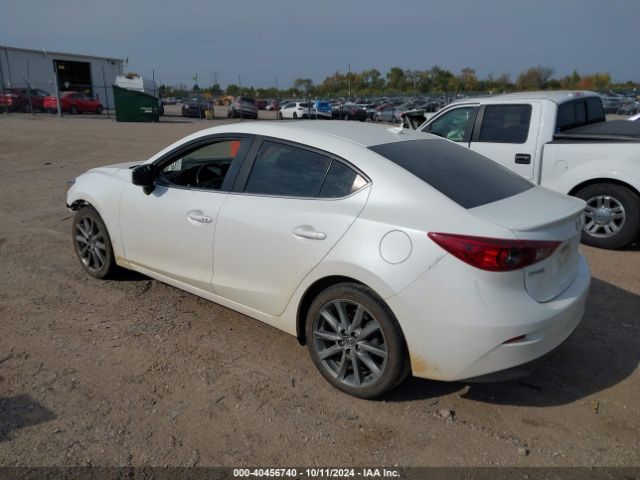 3MZBN1V34JM256219 Mazda Mazda3 Touring