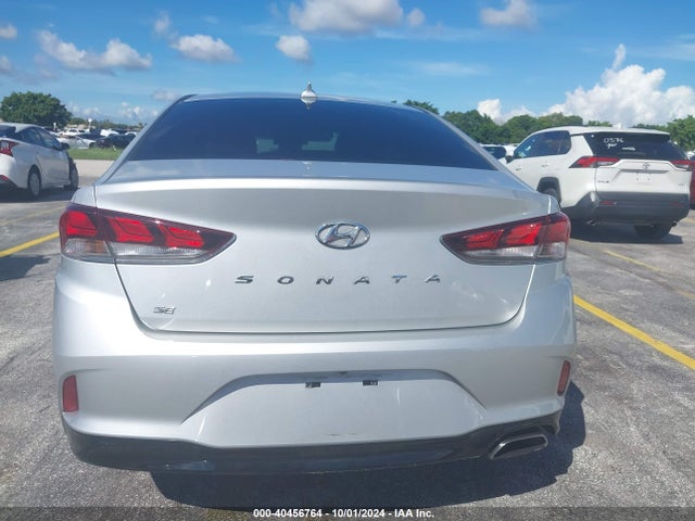 Hyundai SONATA SE 2019 5NPE24AF2KH796797 Image 16