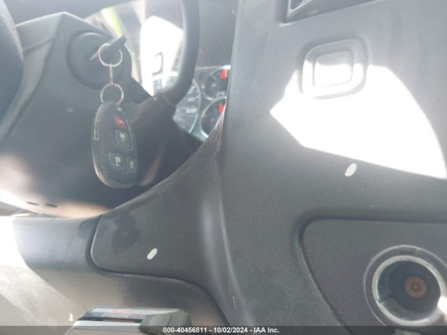1GCWGBFG3K1177015 Chevrolet Express 2500 Work Van