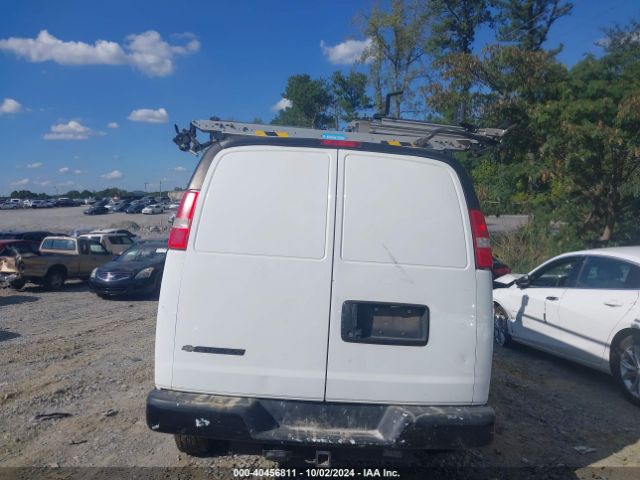 1GCWGBFG3K1177015 Chevrolet Express 2500 Work Van