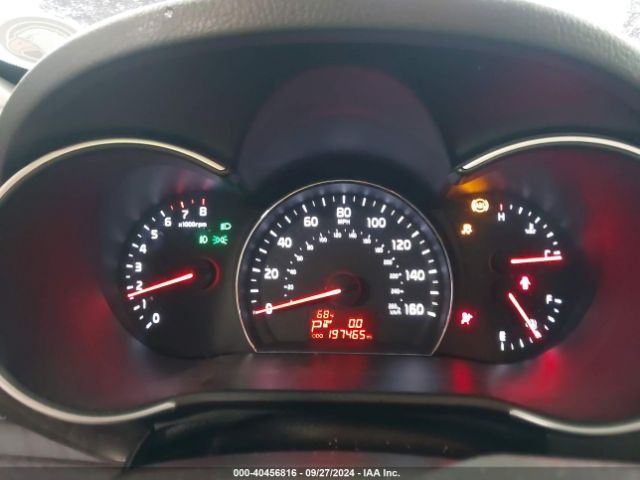 5XYKT3A68EG495909 KIA SORENTO LX
