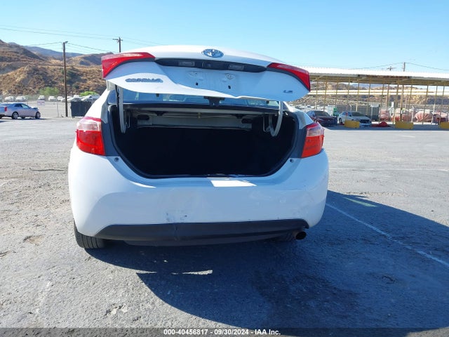 Toyota COROLLA LE 2017 2T1BURHEXHC906529 Image 16
