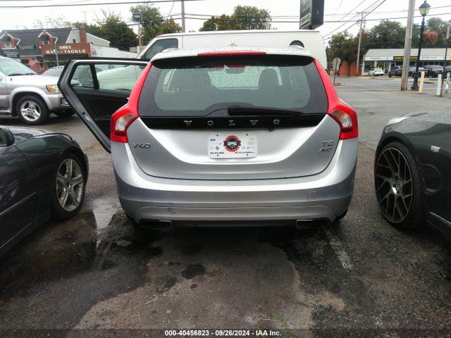 Volvo V60 Premier 2015 YV1612SK9F1263151 Image 16