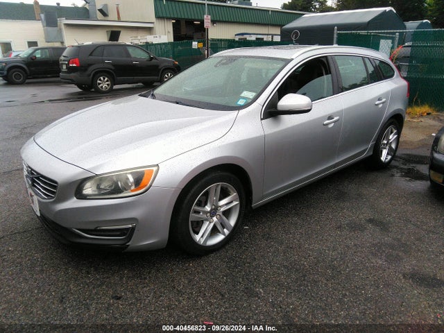 Volvo V60 Premier 2015 YV1612SK9F1263151 Image 2