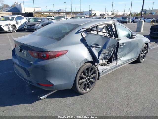 3MZBPBCM6RM418911 Mazda Mazda3 2.5 S Carbon Edition