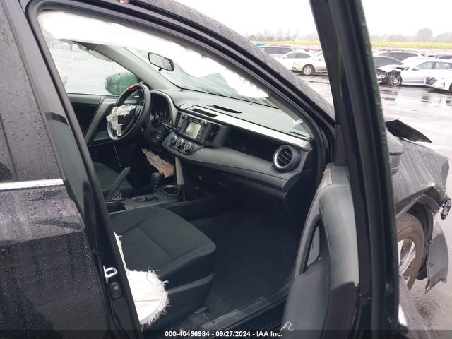 Toyota RAV4 LE 2016 2T3BFREV1GW471774 Image 5