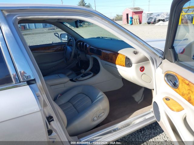 2001 JAGUAR XJ8 SAJDA14C51LF20773 Photo 4