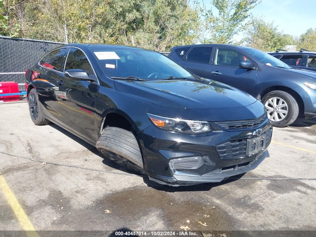 Chevrolet MALIBU LT 2018 1G1ZD5ST2JF260357 Image 1