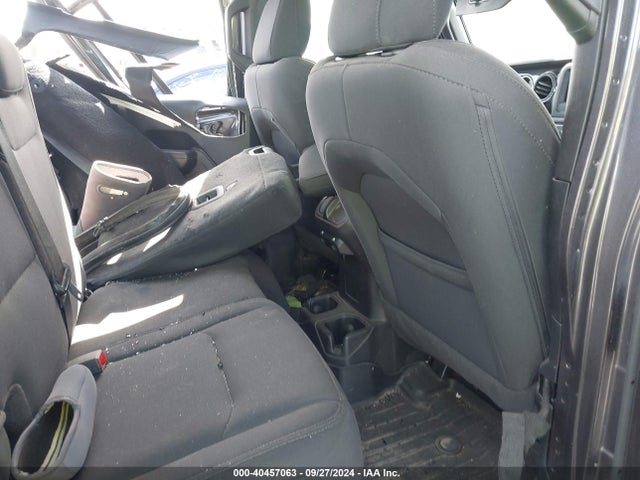 1C4HJXDN4MW593444 Jeep Wrangler Unlimited Sport Altitude 4x4