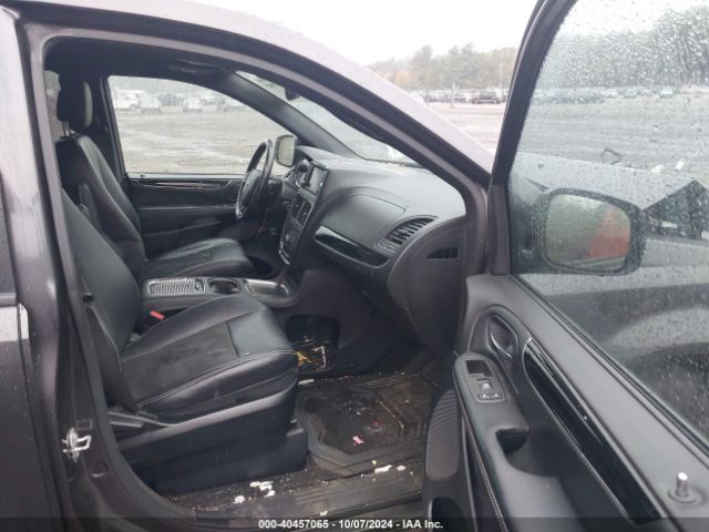 2C4RDGCG1KR521847 Dodge Grand Caravan Sxt